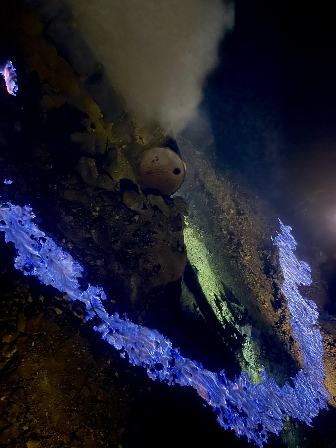 Blue fire (sopka Ijen)