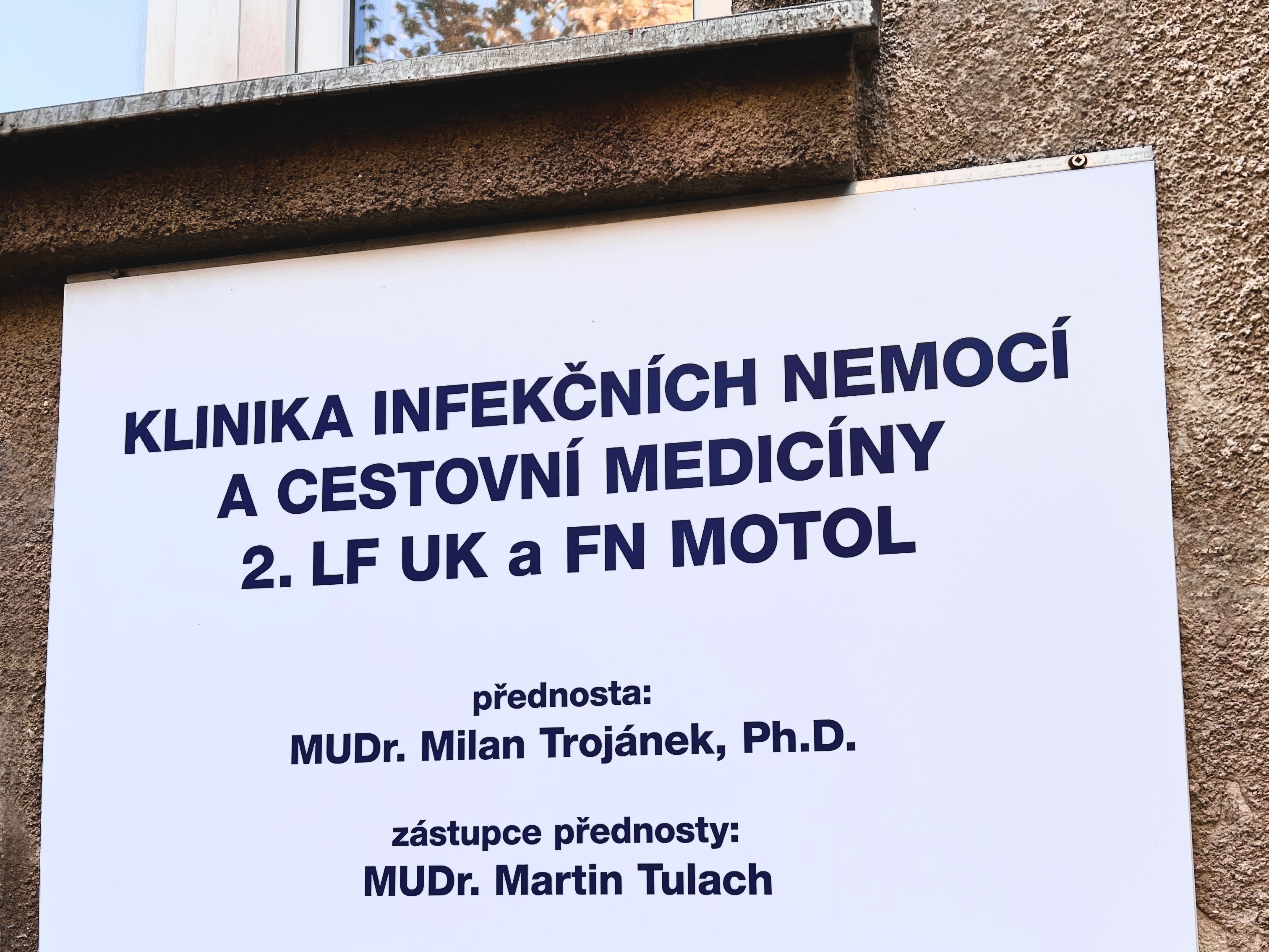 Hlas pracovišť: Klinické stáže nebo očkování za zvýhodněné ceny nabízí nejmladší klinika 2. lékařské