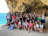Skalní jeskyně Tal-Mixta Cave na ostrově Gozo, na který jsme se vydali lodí o víkendu