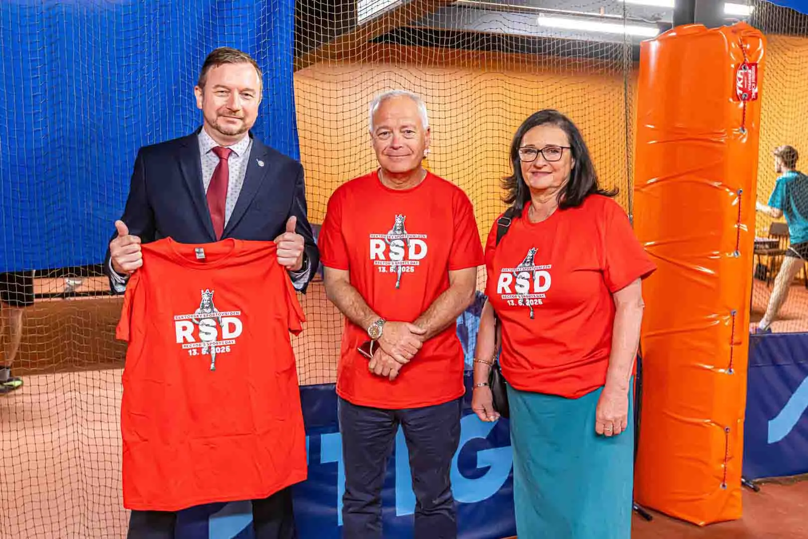 Rektorský den zahájili děkan Přírodovědecké fakulty doc. Vladimír Krylov, děkan 2. lékařské prof. Marek Babjuk a přednostka ÚTV 2. LF dr. Hana Milerová