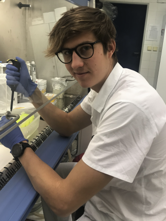 V laboratoři V laboratoři
