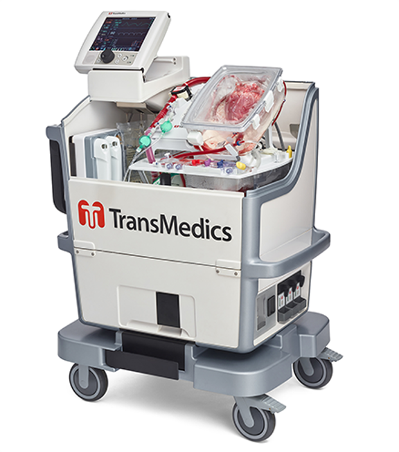 Transportní konzole pro převoz bijícího dárcovského srdce Transmedics